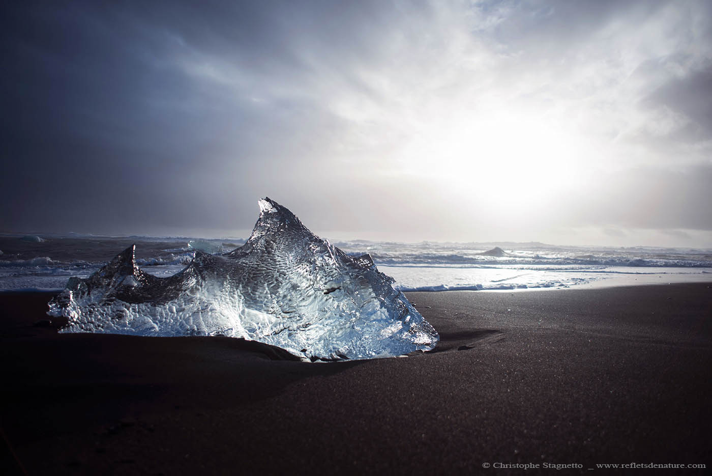 beach icebarg loading=