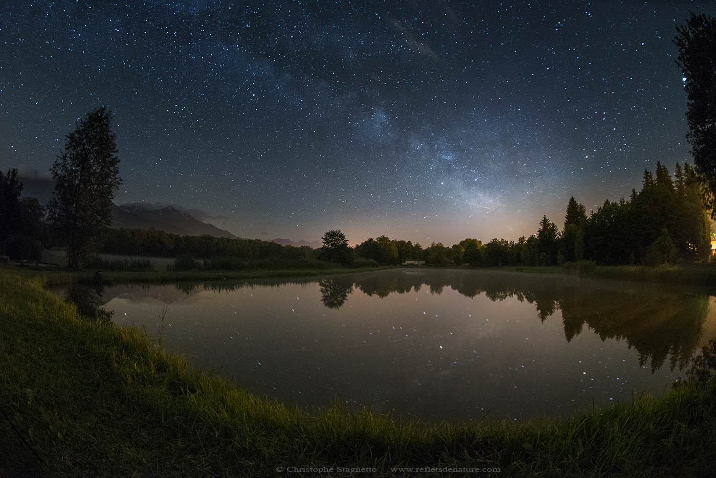 nuit etang du crey loading=